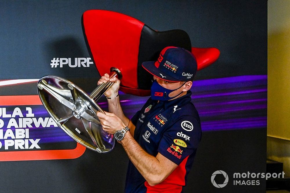 Horner: Annyiszor voltunk már harmadikak, hogy Max haza is vitte a széket!