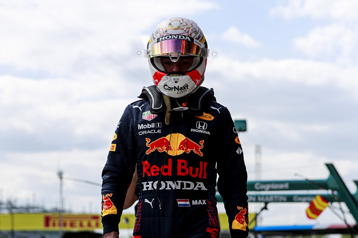 Verstappen Tak Khawatir meski Dapat Masalah pada FP2