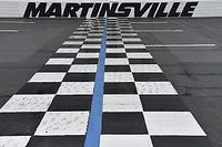 Start of NASCAR Cup race at Martinsville delayed by weather
