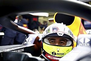 VIDEO: Pérez rueda con el Red Bull RB15 en Silverstone