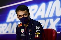 Albon za kierownicą Ferrari