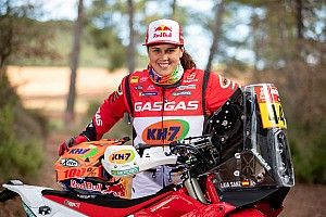 Laia Sanz ends two-wheel Dakar career, will switch to cars