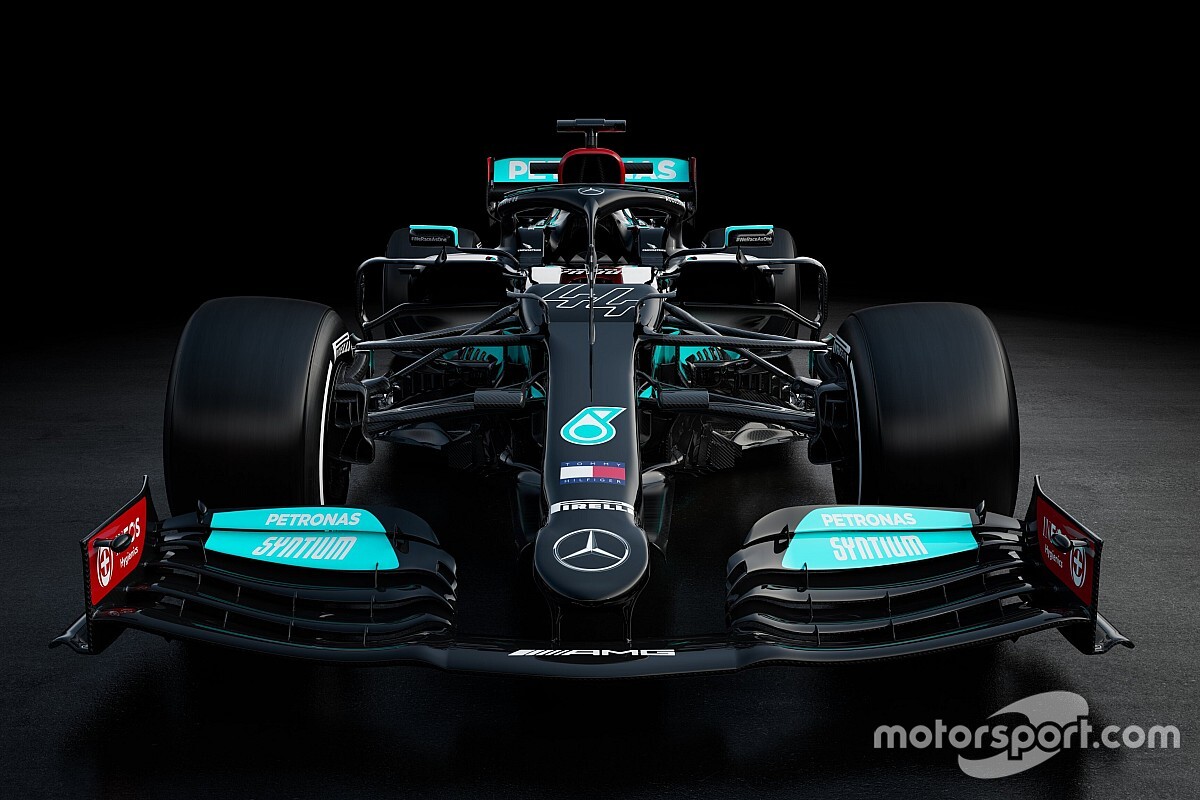 Leleplezték a Mercedes 2021-es autóját, a W12-t! (galéria)