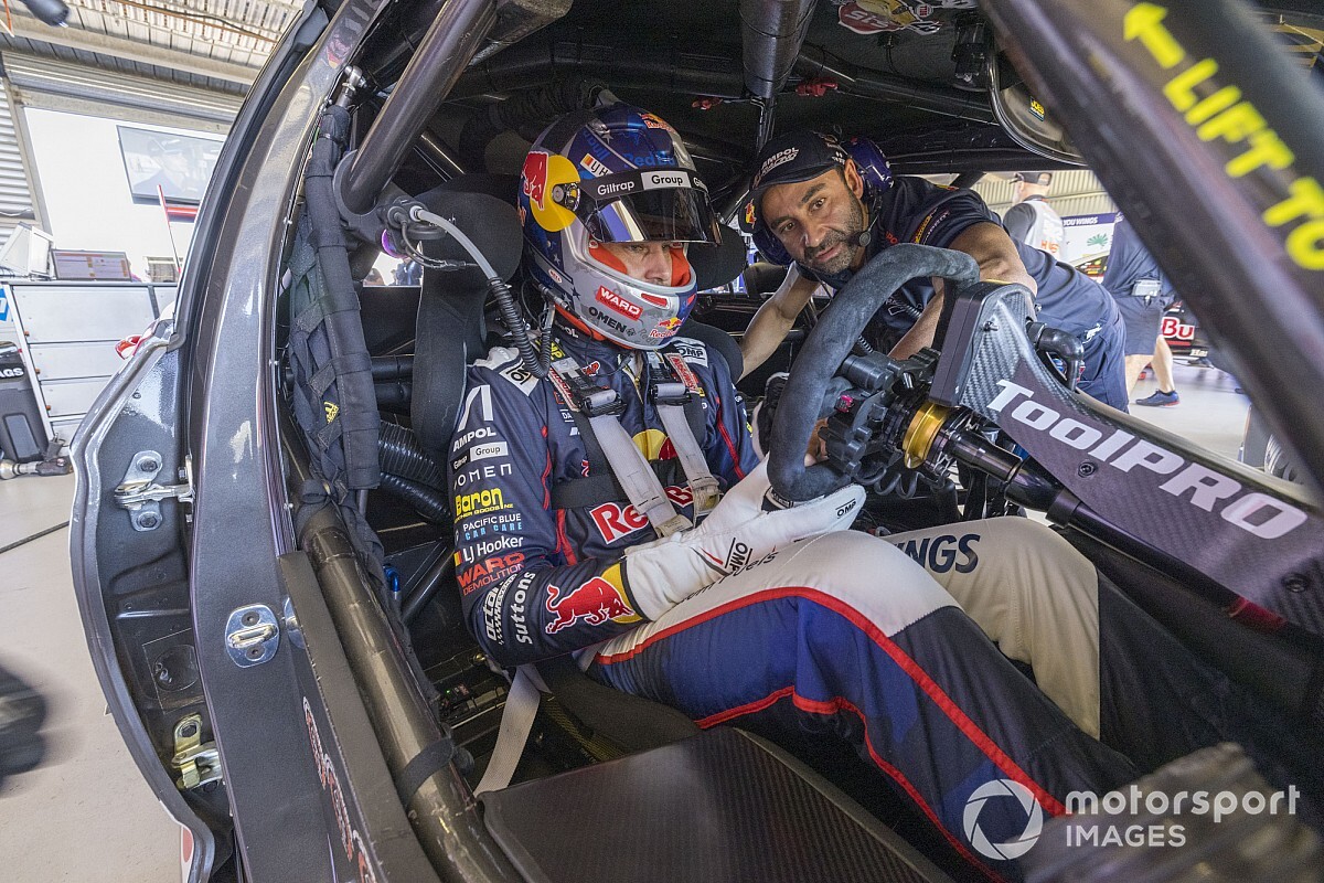Van Gisbergen will travel to Sandown