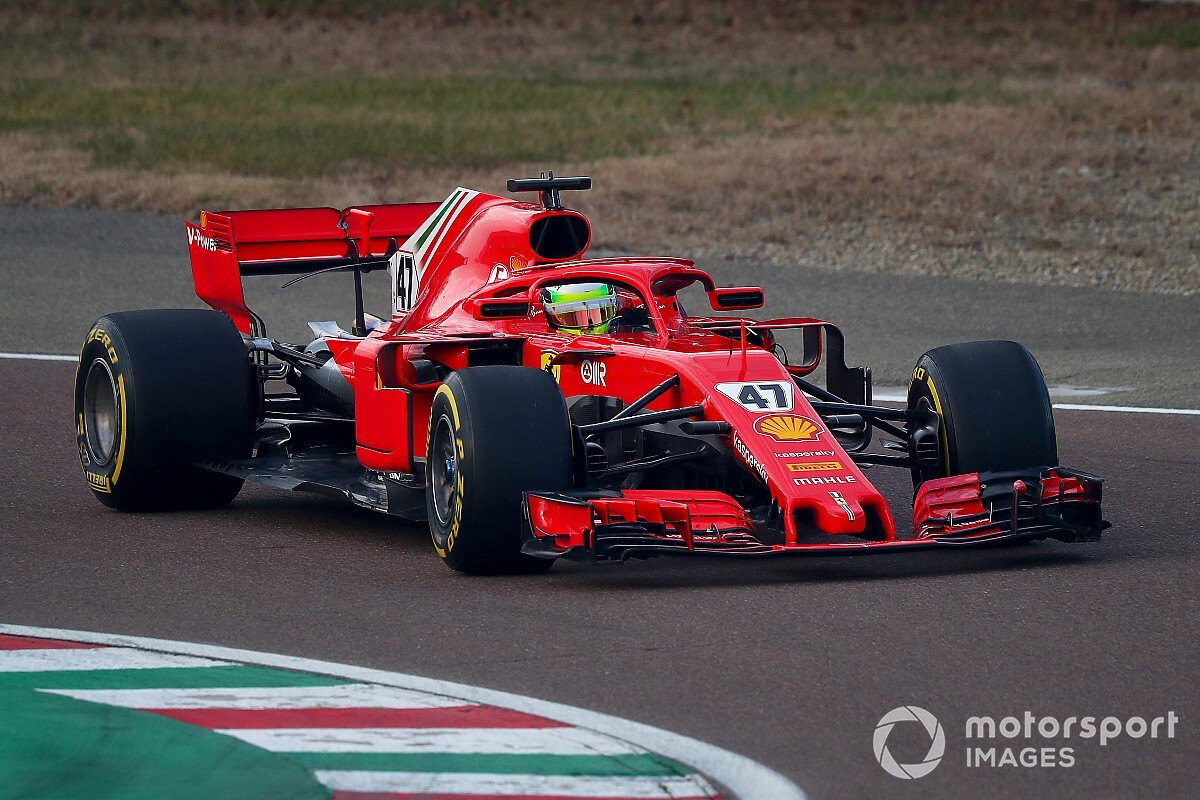Binotto: "We testen Schumacher voor Ferrari-zitje in de toekomst"