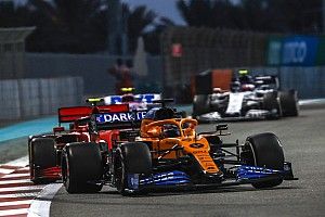 ساينز: الفورمولا واحد بحاجة لأن تصبح رياضة أكثر اعتمادية على السائقين في 2022