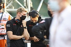 Button, Schumacher'in performansını görmek için sabırsızlanıyor