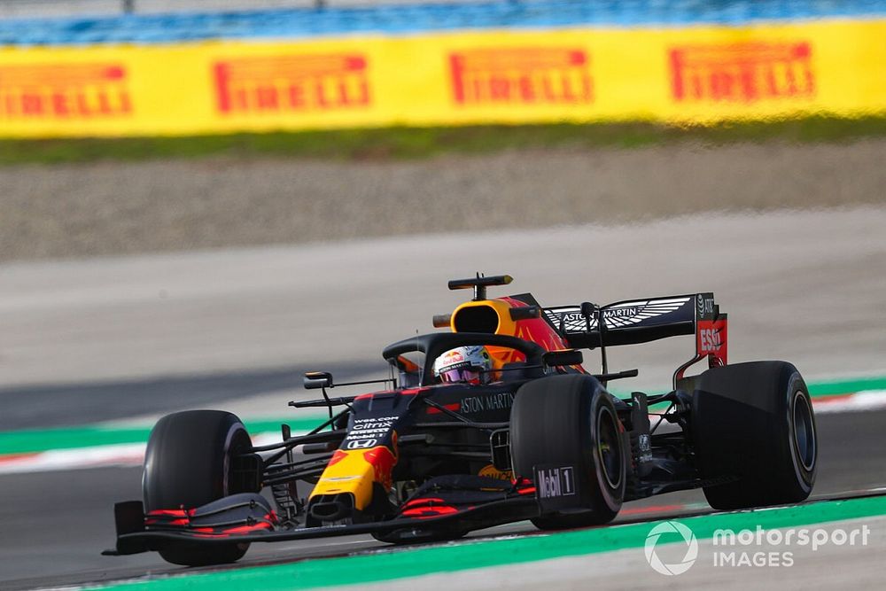Verstappen nyerte a második szabadedzést Leclerc előtt, nem mutatott sokat a Mercedes