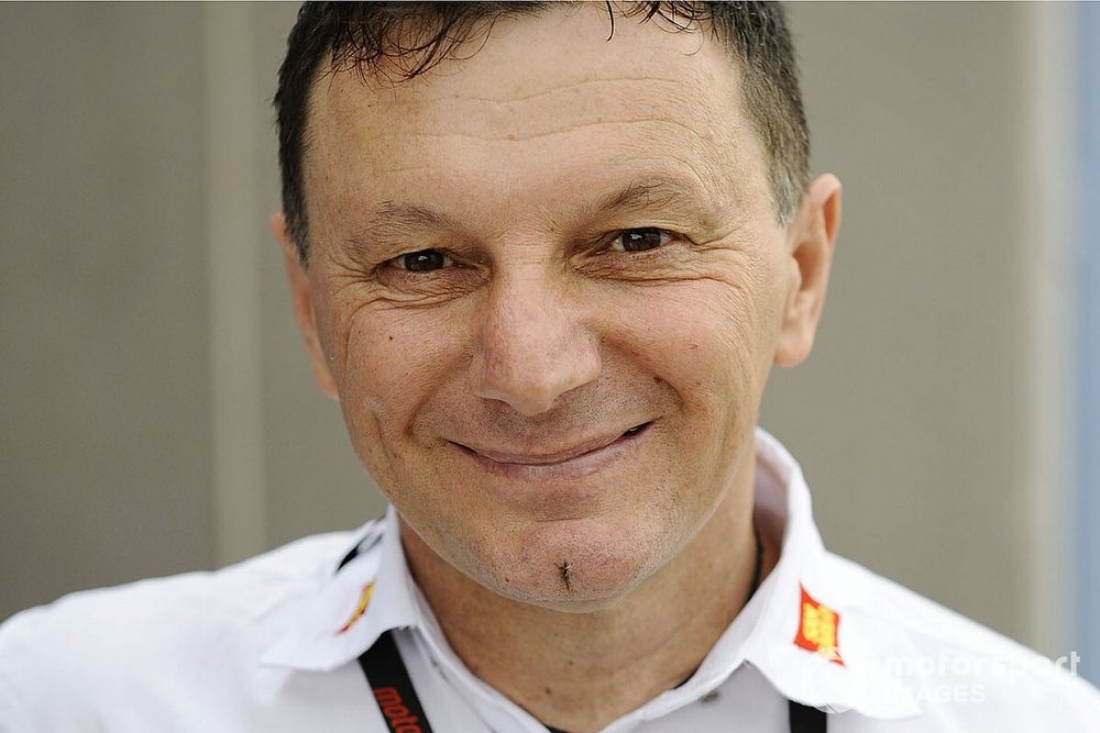 Mejora el estado Gresini, que continúa internado