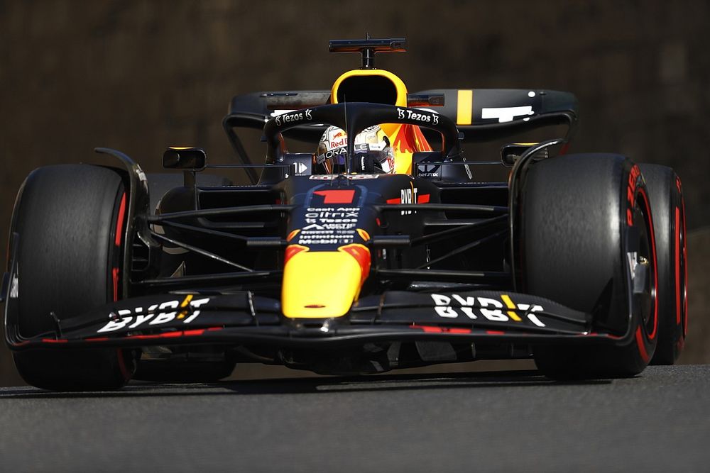Verstappen: Ferrari snel over één ronde, lange runs min of meer gelijk