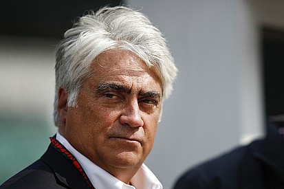 Mark Miles: F1 pilotlarını IndyCar'a çekme gibi bir hedefimiz yok