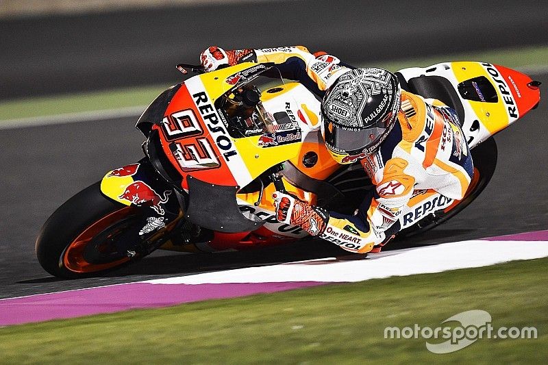 MotoGP-Test Katar 2017 – Tag 1: Bestzeit Dovizioso, 2x Sturz Marquez