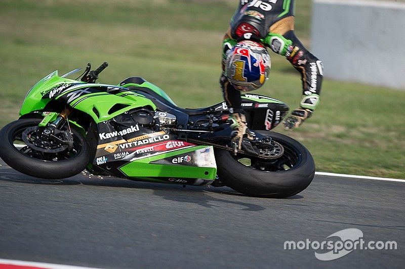 Fotostrecke: Der schwere Unfall von Kenan Sofuoglu