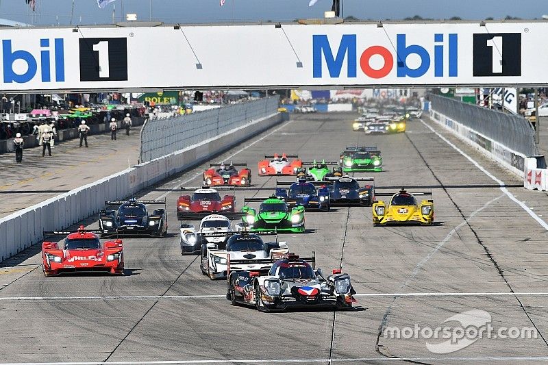Sebring 12h: Hr 1 – Misfortune for Rebellion hands lead to Cadillac