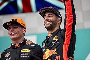 Horner: Duo Red Bull "rival di lintasan, saling hormat untuk tim"