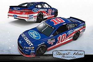 Danica Patrick’s Darlington throwback scheme honors Robert Yates
