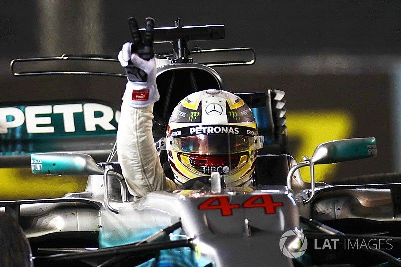 Ganador de la carrera Lewis Hamilton, Mercedes AMG F1