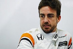 McLaren: Alonso terá futuro onde tiver carro competitivo