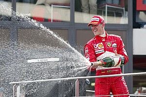 Michael Schumacher minden idők legjobb F1-es versenyzője