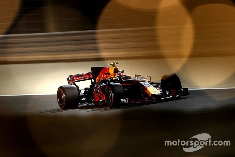 Verstappen na zesde tijd in kwalificatie: “Enorm klote”