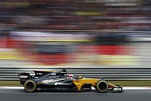 Инженеры Renault нашли причины падения гоночного темпа RS17