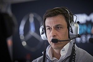 Mercedes imitaría a Ferrari y establecería un equipo B en la F1