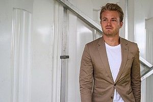 VÍDEO: Rosberg envia mensagem em espanhol para povo mexicano