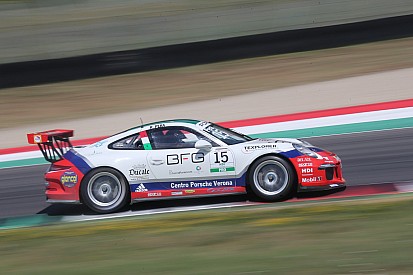 Carrera Cup Italia: Pera è il signore del Mugello