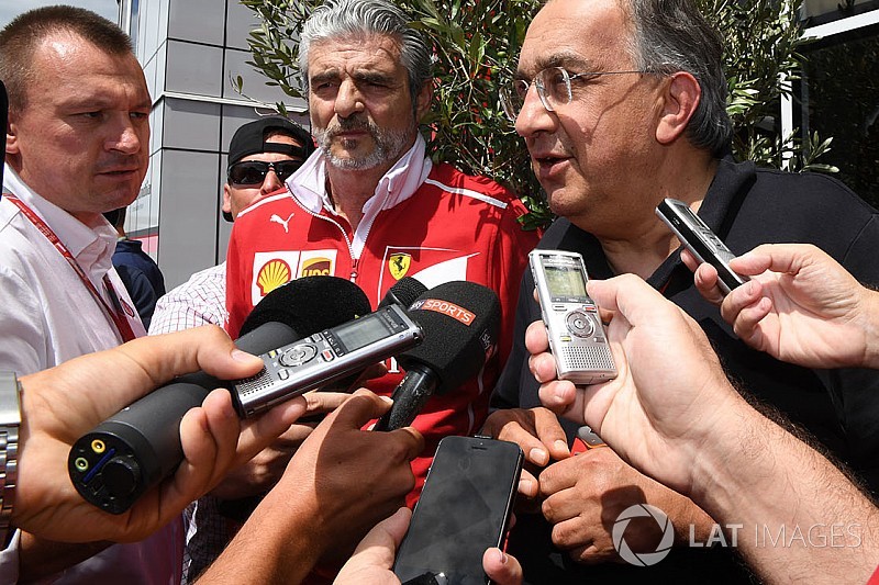 Marchionne: "El mundial de Ferrari no ha terminado"