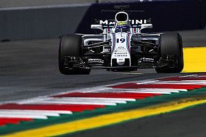 Lowe: Williams slump feels like Mercedes in Singapore 2015