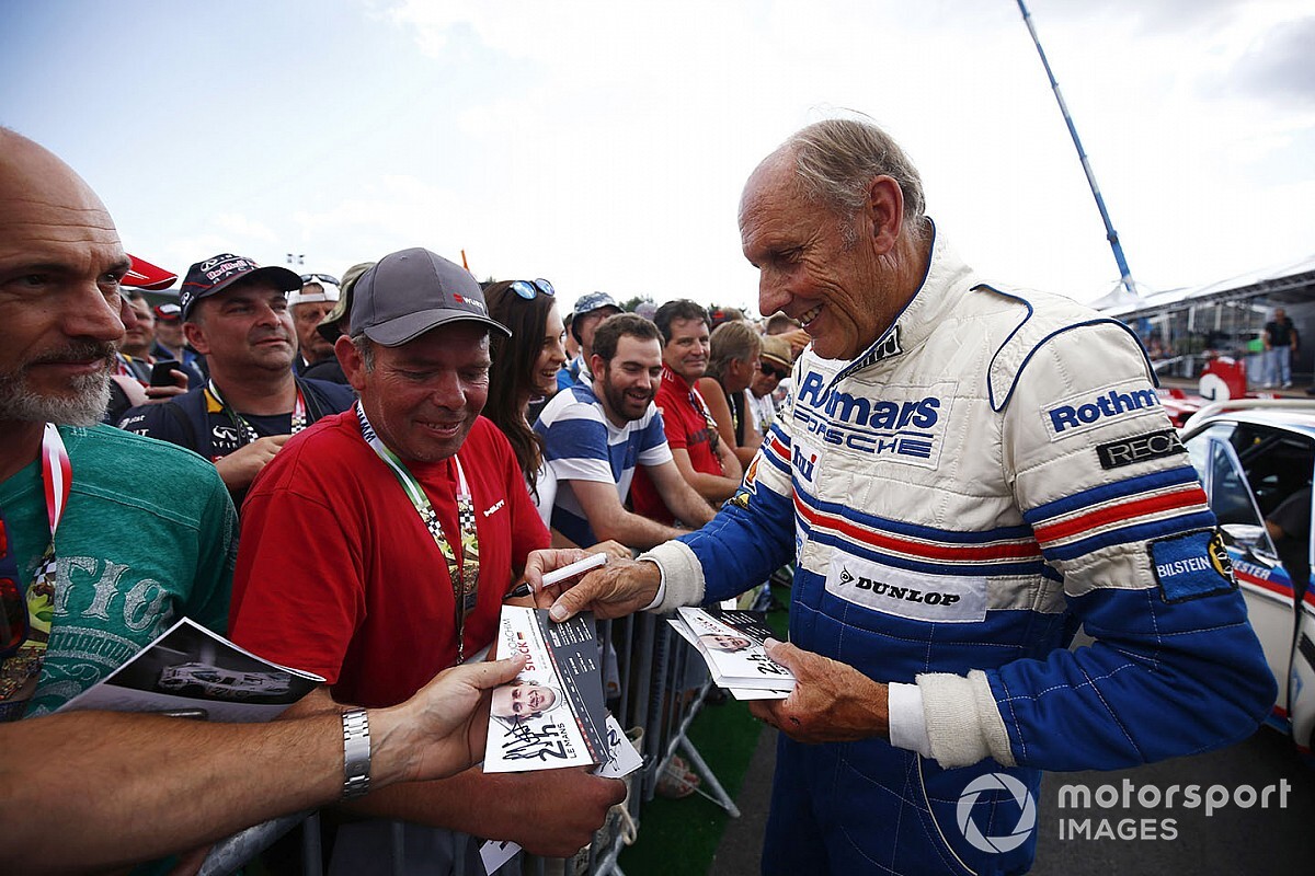 A kétszeres Le Mans győztes Stuck 70 évesen visszatér az aktív versenyzéshez!