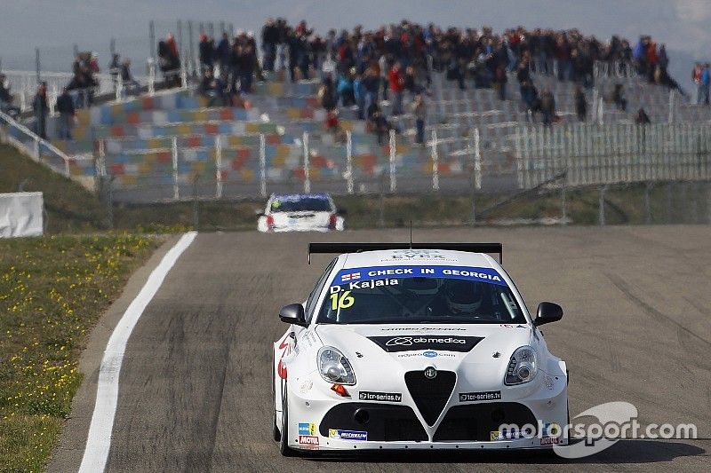 Georgia’s hero Davit Kajaia claims pole position at Rustavi