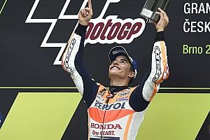 Crutchlow: "É simples, Márquez é o melhor piloto do planeta"