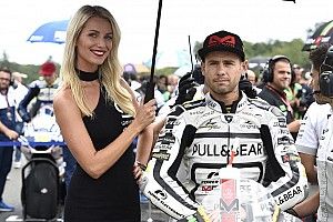 GP de France MotoGP : Les grid girls, "un métier comme un autre"