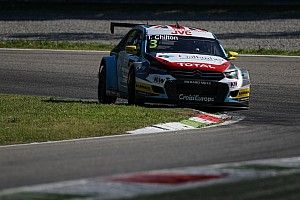 Monza WTCC: Chilton wins after Michelisz and Bennani crash