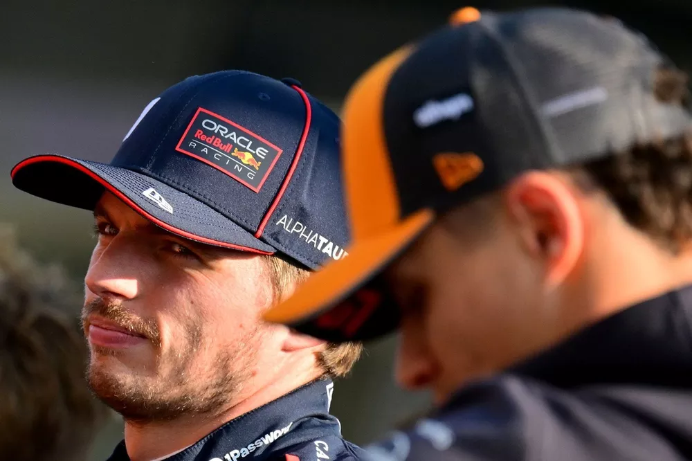 Lando Norris, McLaren, Max Verstappen, Red Bull Racing