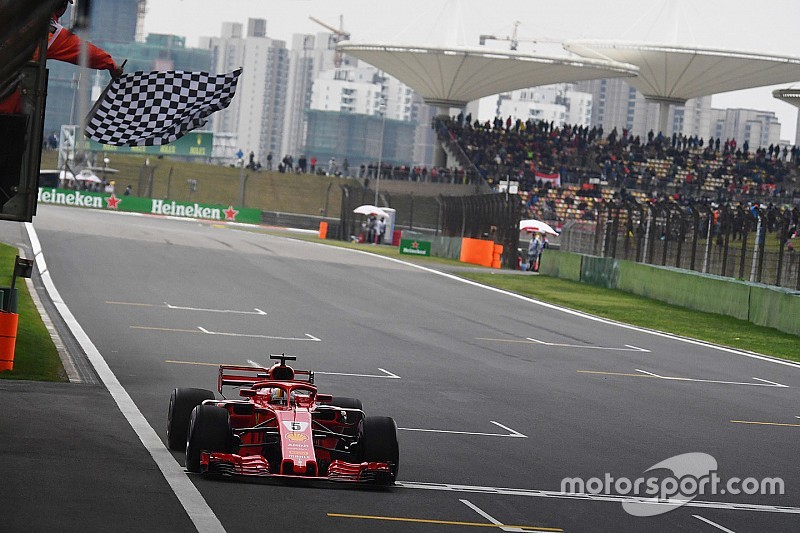 Феттель після поулу в Китаї: Болід Ferrari дивовижний