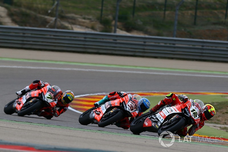 Fotogallery: una vittoria a testa per Davies e Rea nel round di Aragon