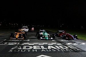 VIDEO: La carrera nocturna de Fórmula 1 en Adelaida