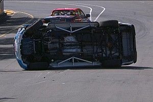 Wild SuperUtes crash in Adelaide qualifying