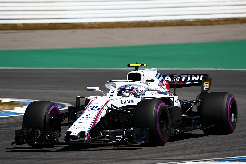 Sirotkin, zorlu yarışların ardından gelen 12.likten memnun