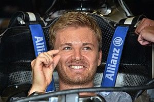 Как Ferrari смогла превзойти Mercedes? Объясняет Росберг