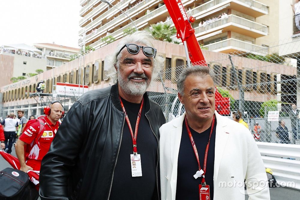 Briatore: "Renault bir ekip olarak artık çok motive"