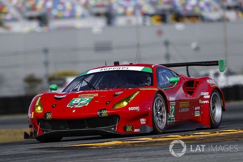 #82 Risi Competizione Ferrari 488 GT3, GTD: Ricardo Perez de Lara, Martin Fuentes, Santiago Creel, M