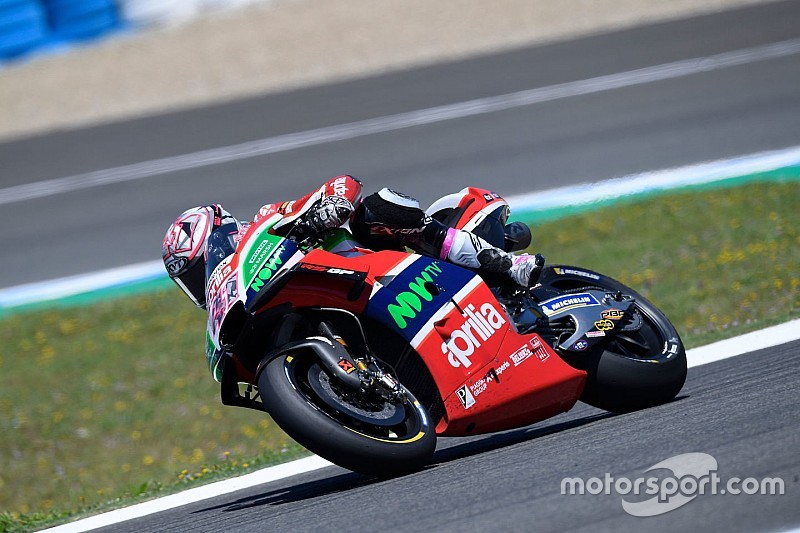 Espargaró: Índice de falhas da Aprilia é “inaceitável”
