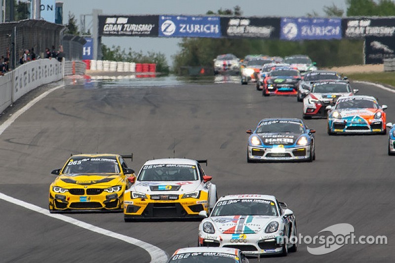 Al Nordschleife trionfo di LMS Racing/Bas Koeten Racing in Classe TCR nella 24h