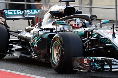 Test Barcellona: la Mercedes con i flap sulla pancia in stile McLaren