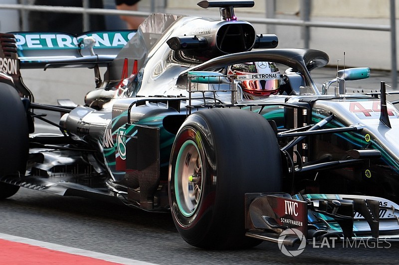 Test Barcellona: la Mercedes con i flap sulla pancia in stile McLaren