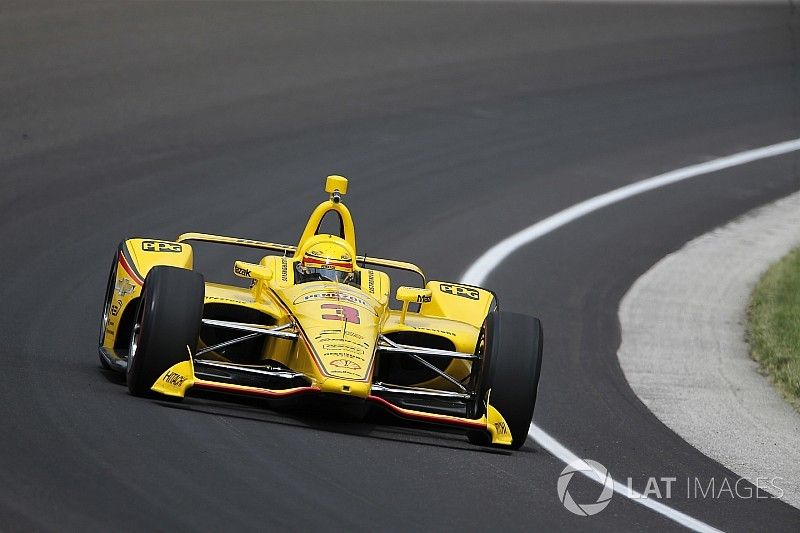 Castroneves é o mais rápido no 2º treino para Indy 500