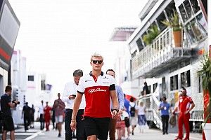 Ericsson örül neki, hogy egy olyan erős versenyzőhöz hasonlítják, mint Leclerc